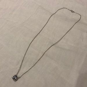 pendant necklace